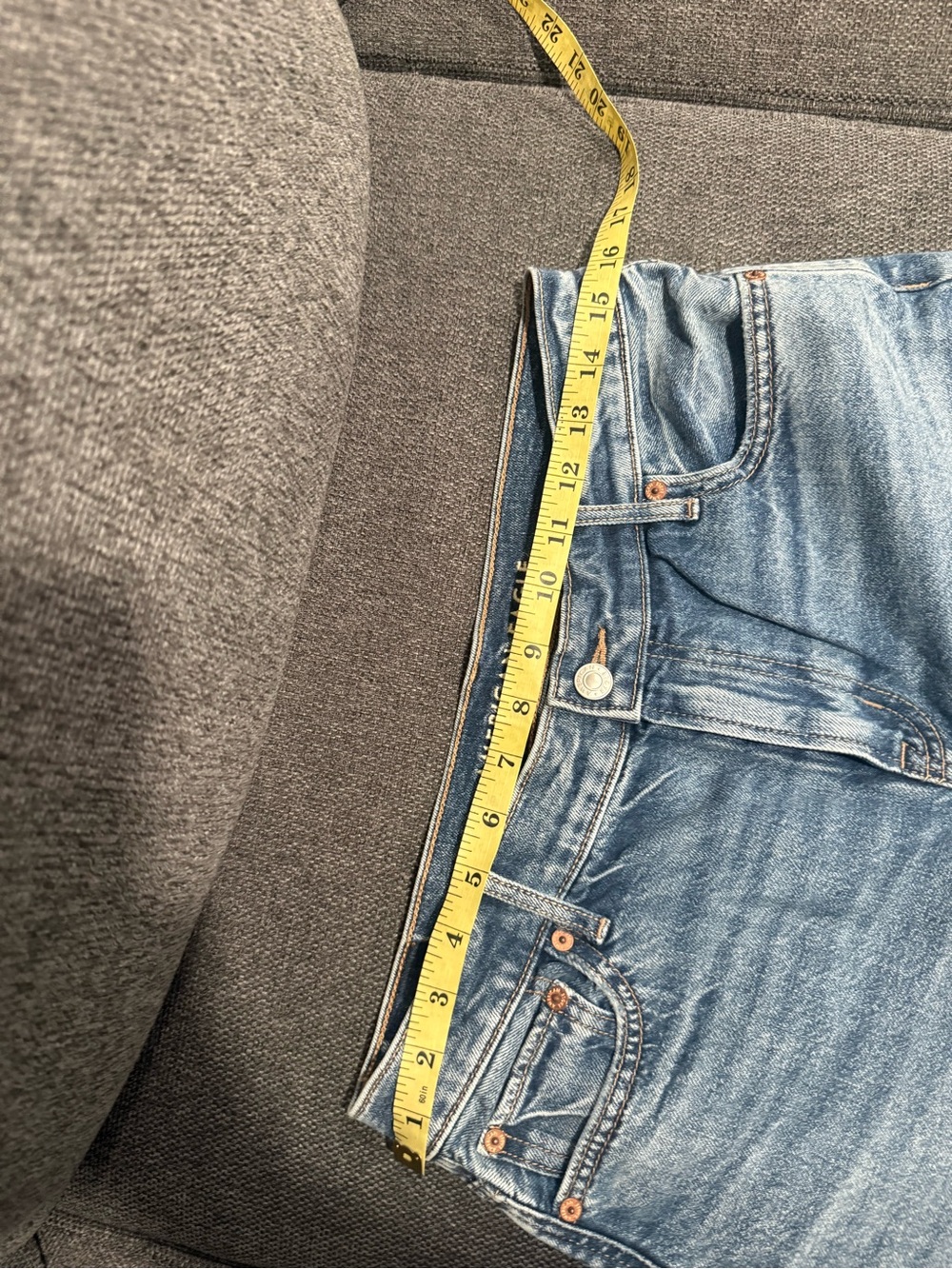 American Eagle Outfitters blue high-rise denim shorts - Picture 9 of 11